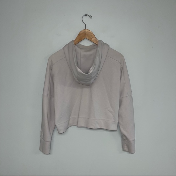 Adidas Hoodie Women's Size Medium  Beige Cropped Relaxed Fit Lightweight Sweater - Picture 7 of 14